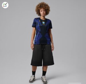 Camisa Brasil Jordan II 2026/27 feminina preta e azul versão torcedora pro.