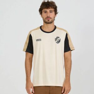 Camisa Vasco Estouro Masculina bege com detalhes pretos e escudo estampado